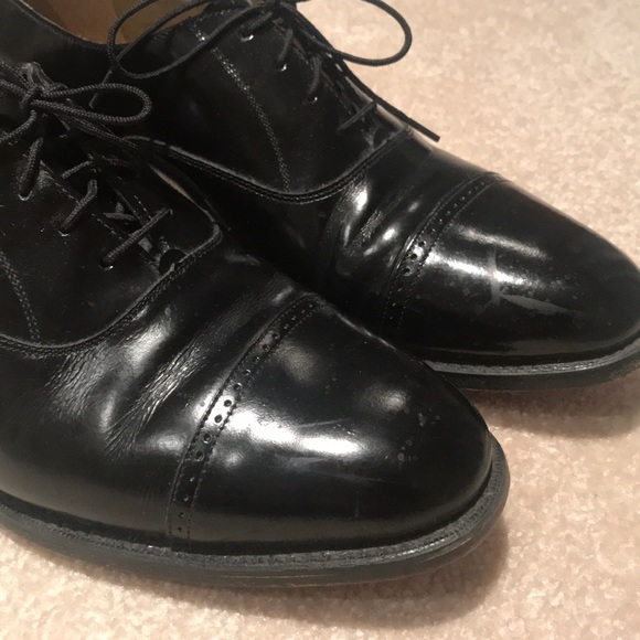 Men’s Dress Shoes - Picture 2 of 8